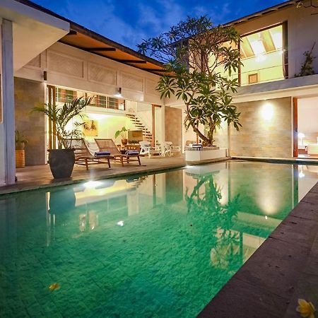 Bias Luxury Villa Seminyak Exterior foto