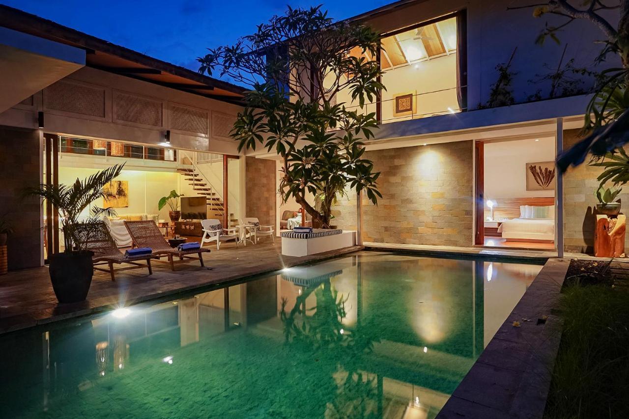 Bias Luxury Villa Seminyak Exterior foto