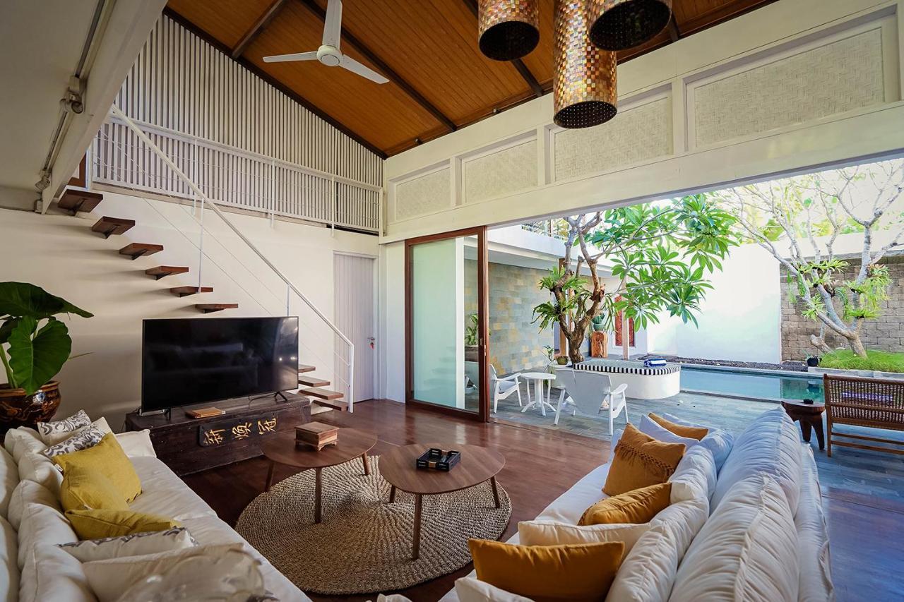 Bias Luxury Villa Seminyak Exterior foto