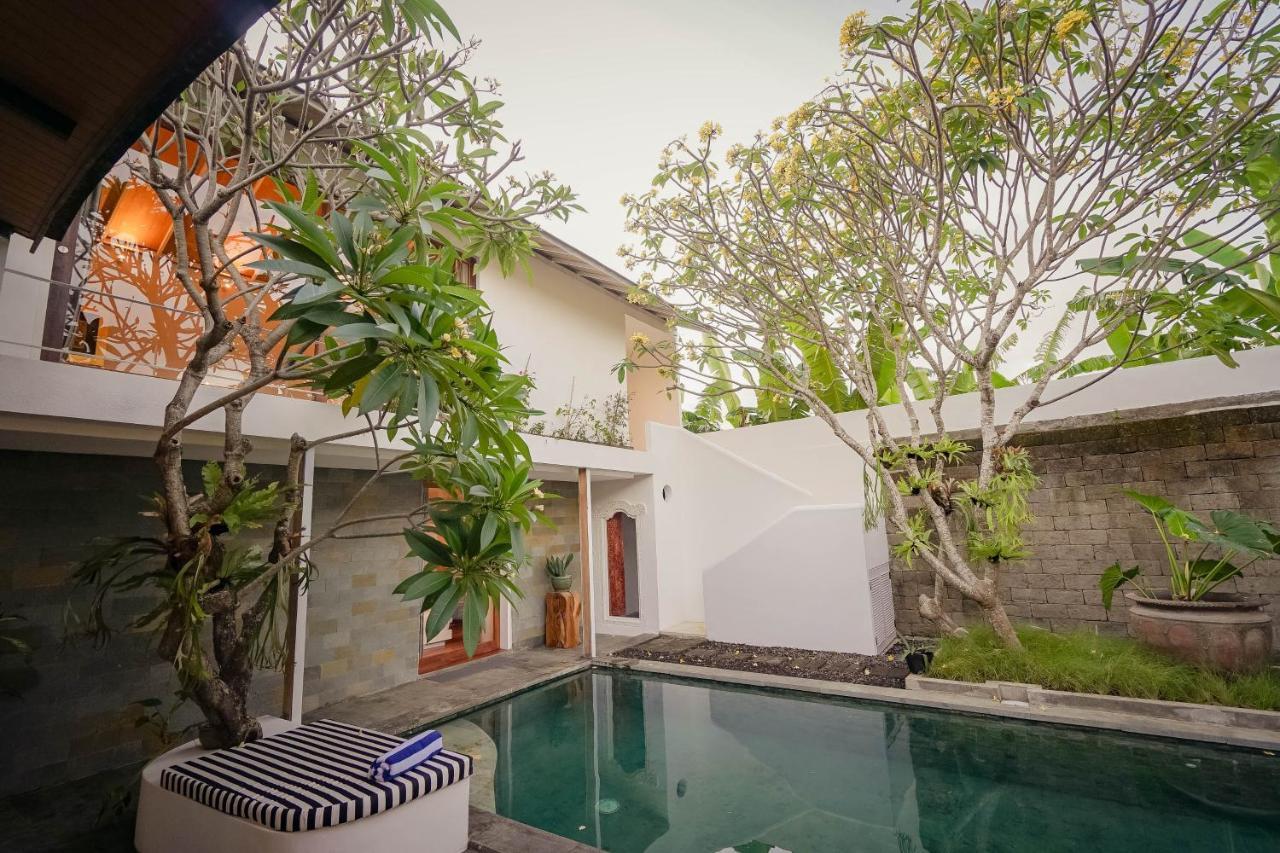 Bias Luxury Villa Seminyak Exterior foto
